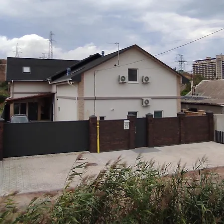 宾馆 гостьовий дiм Limann 敖德萨